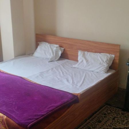 Hotel Sunrise Shillong Kültér fotó